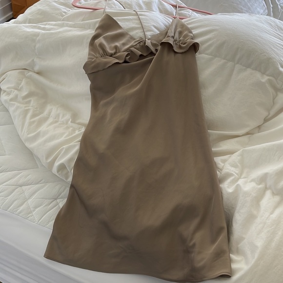 Zara Ruffled Satin Effect Dress - Picture 4 of 5